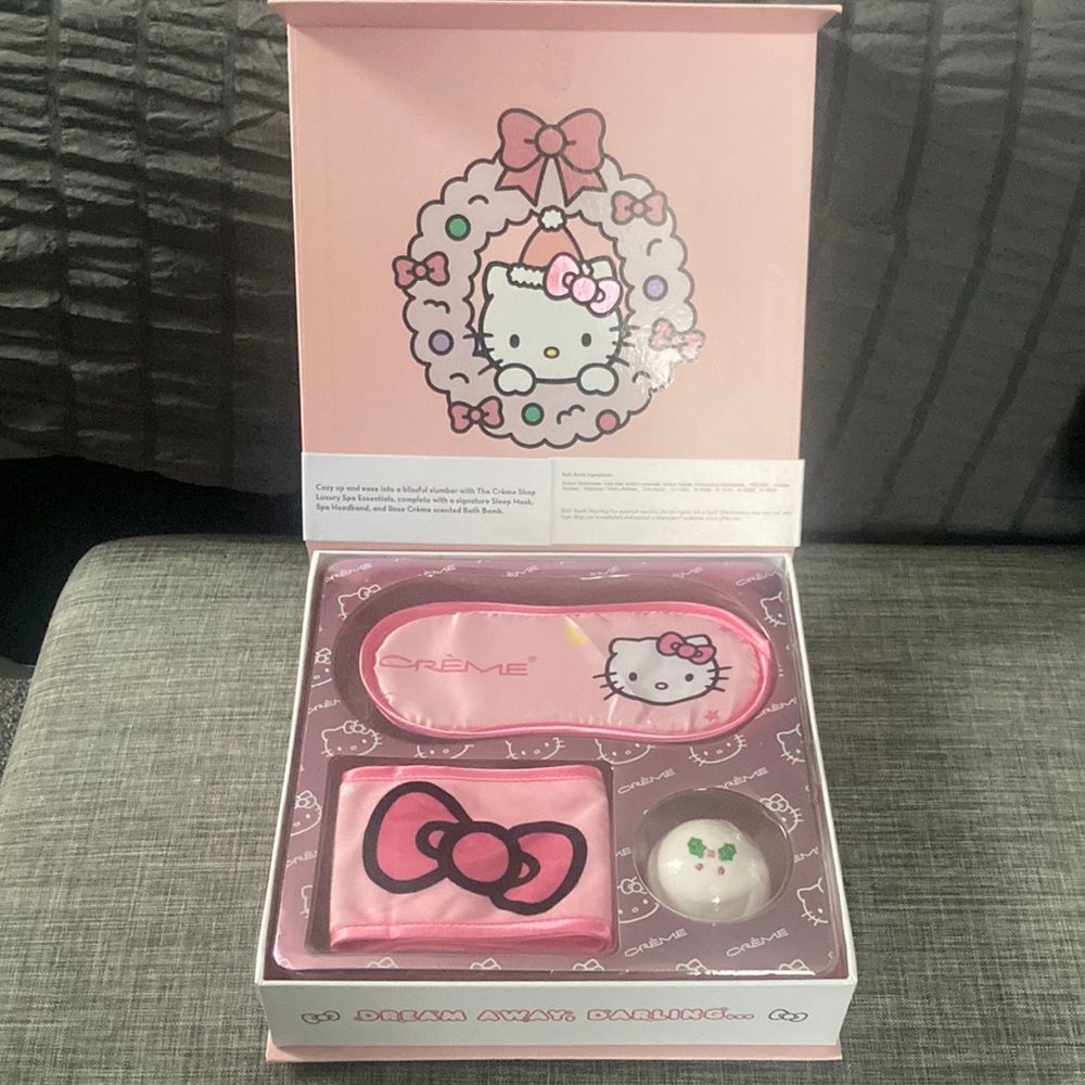 Hello Kitty Luxury Spa Essentials
